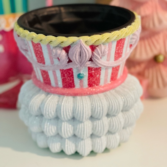 This is a trio from RAZ BNIB and ready to enhance your holiday decor. - Picture 3 of 11